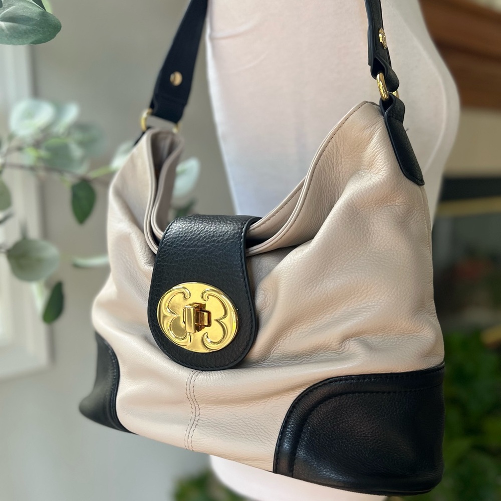 Vintage Y2K Emma Fox Cream Classy Shoulder Bag 2000s Leather Slouchy Purse